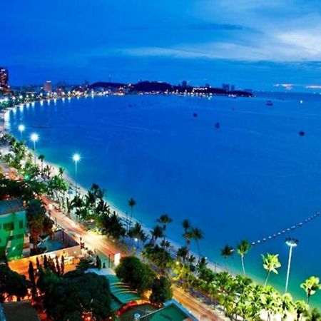 Royal Q & D Suites Pattaya Εξωτερικό φωτογραφία
