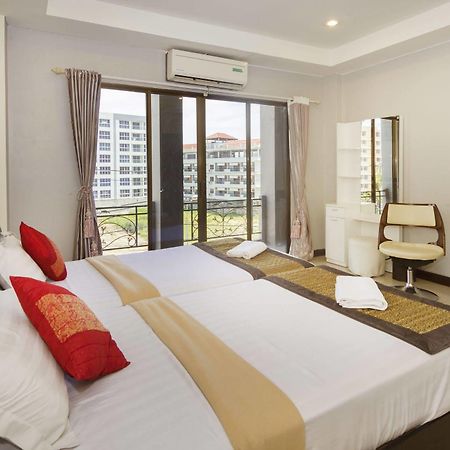 Royal Q & D Suites Pattaya Εξωτερικό φωτογραφία
