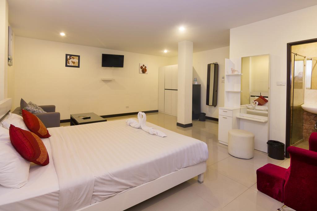 Royal Q & D Suites Pattaya Εξωτερικό φωτογραφία
