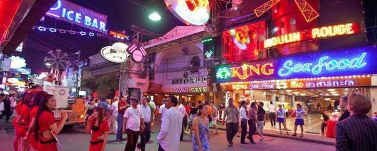Royal Q & D Suites Pattaya Εξωτερικό φωτογραφία