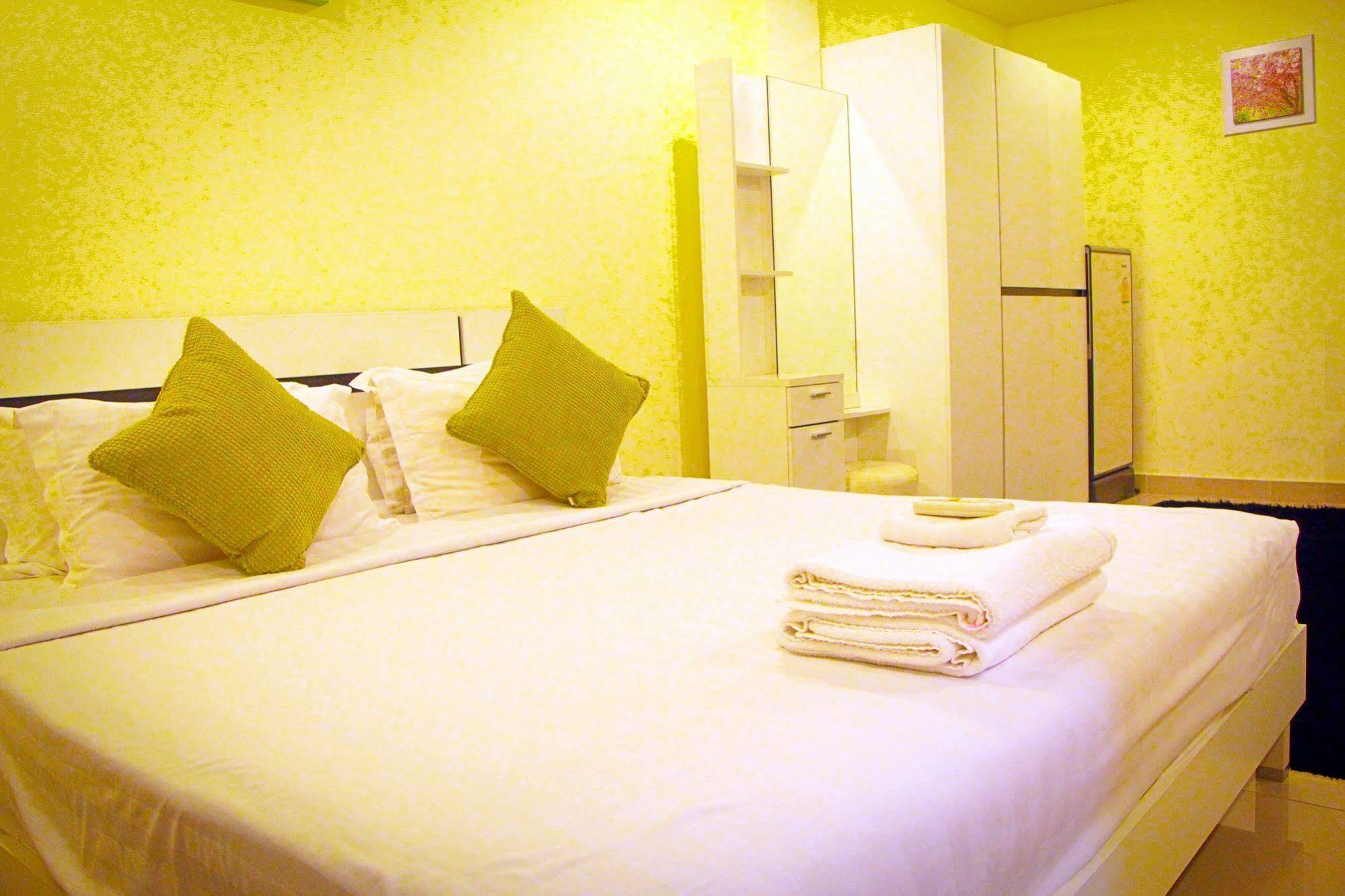 Royal Q & D Suites Pattaya Εξωτερικό φωτογραφία